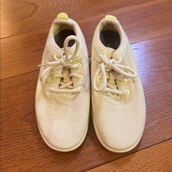 All Birds Women’s Wool Runner - Picture 3 of 9